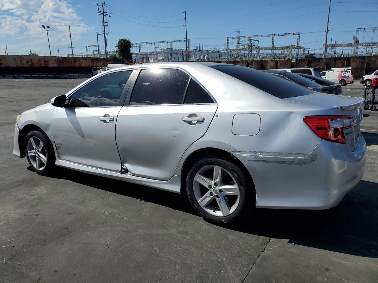 2012 TOYOTA CAMRY
