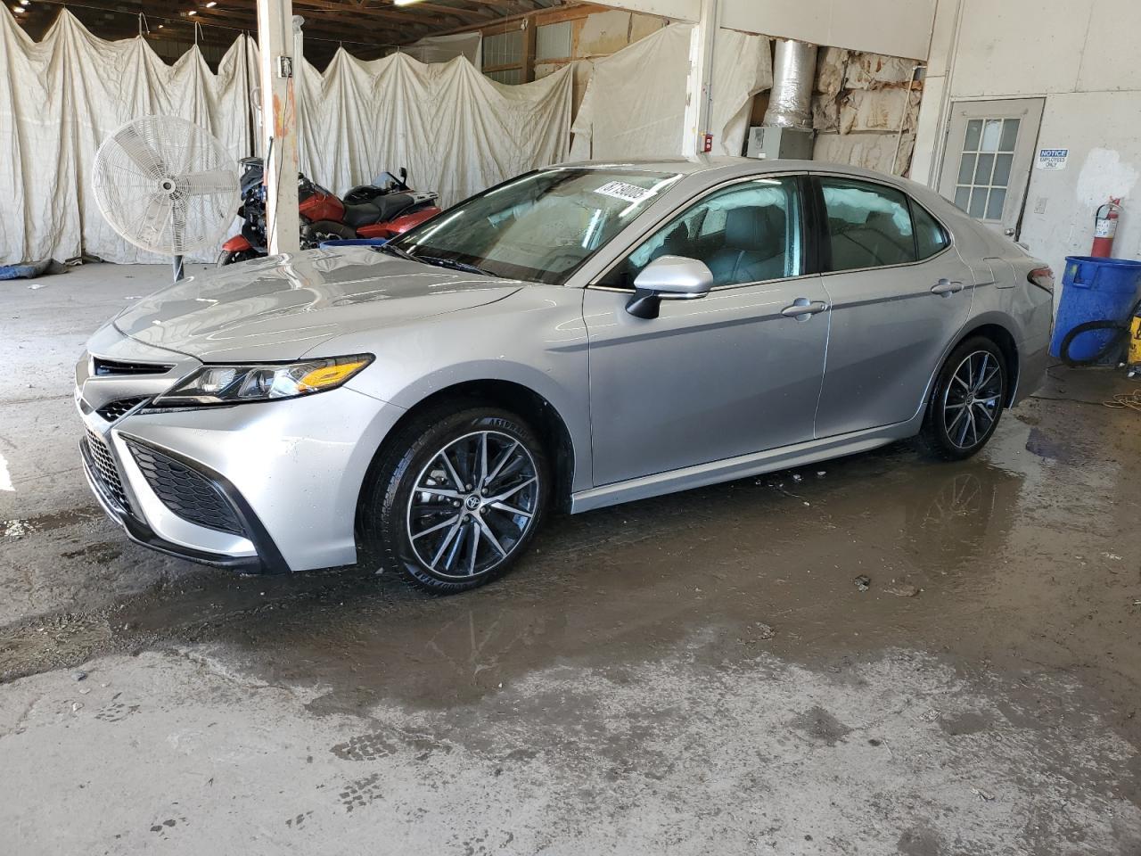 2023 TOYOTA CAMRY