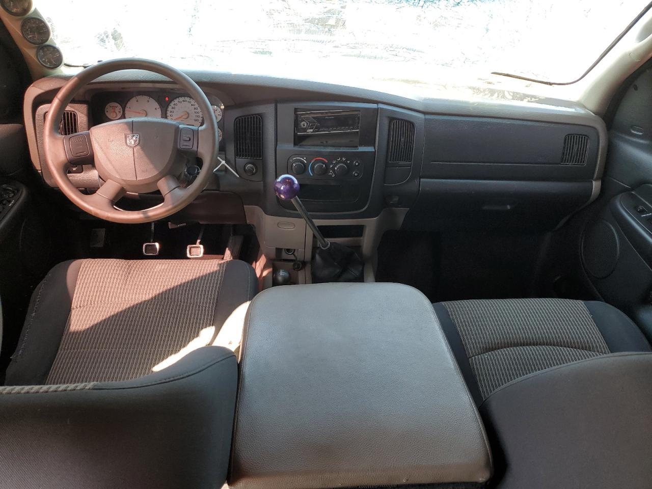 2004 DODGE Ram 2500