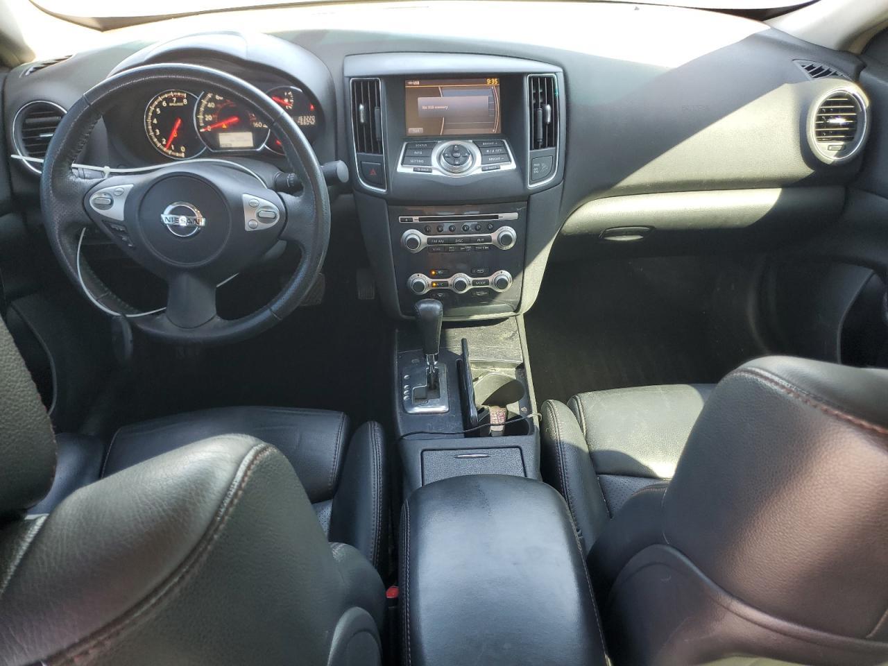 2014 NISSAN Maxima