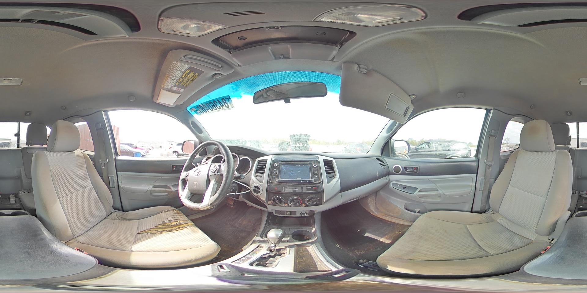 2015 TOYOTA TACOMA