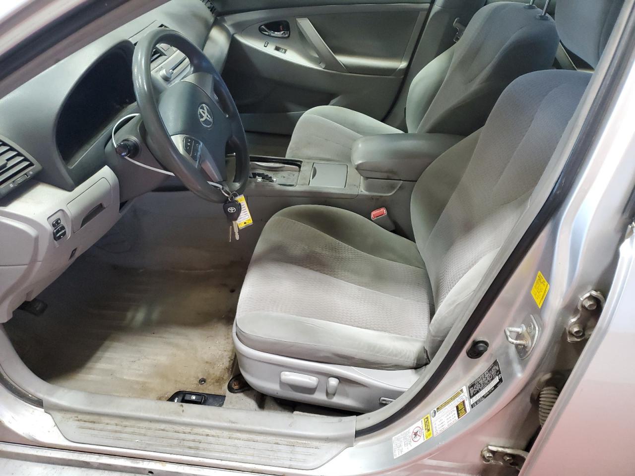 2011 TOYOTA CAMRY