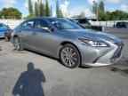 2019 LEXUS Es