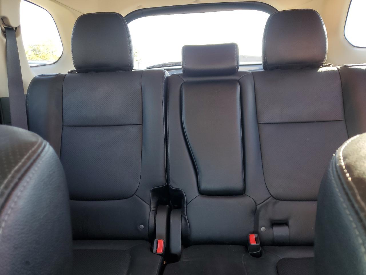 2016 MITSUBISHI outlander