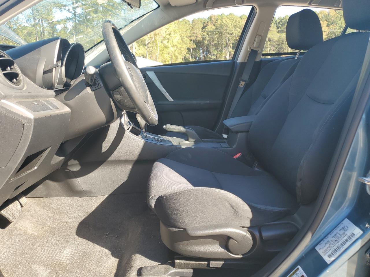 2010 MAZDA 3