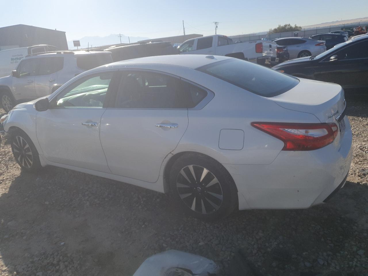 2017 NISSAN ALTIMA