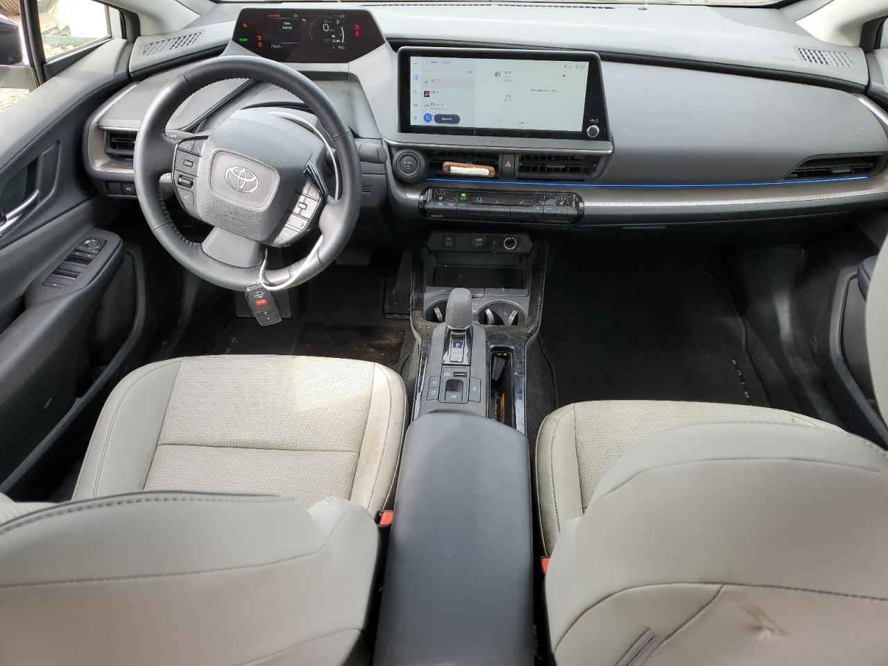 2024 TOYOTA PRIUS