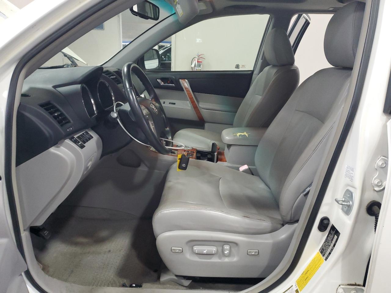 2008 TOYOTA HIGHLANDER