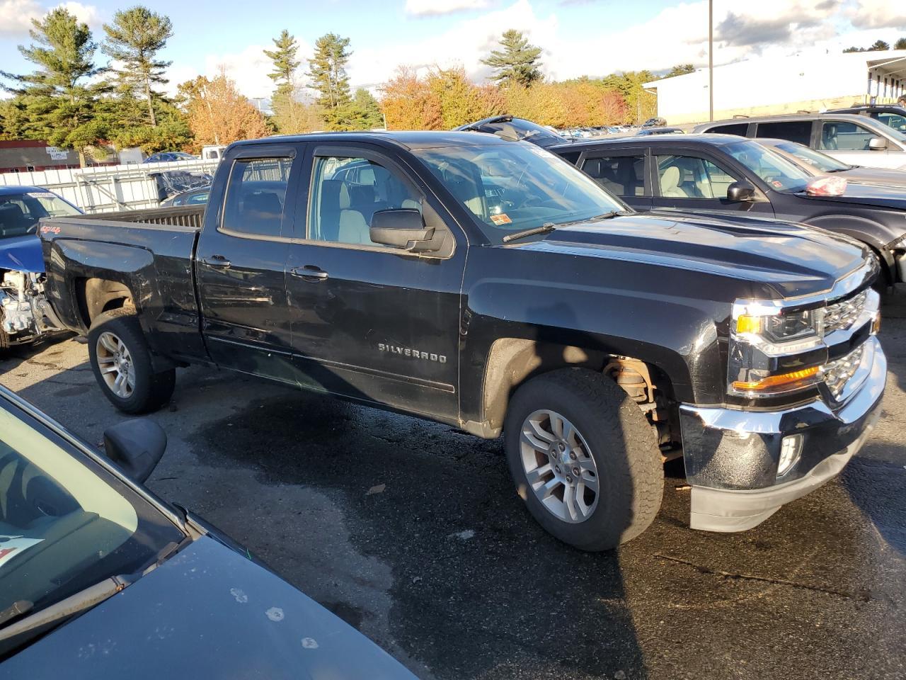 2017 CHEVROLET Silverado
