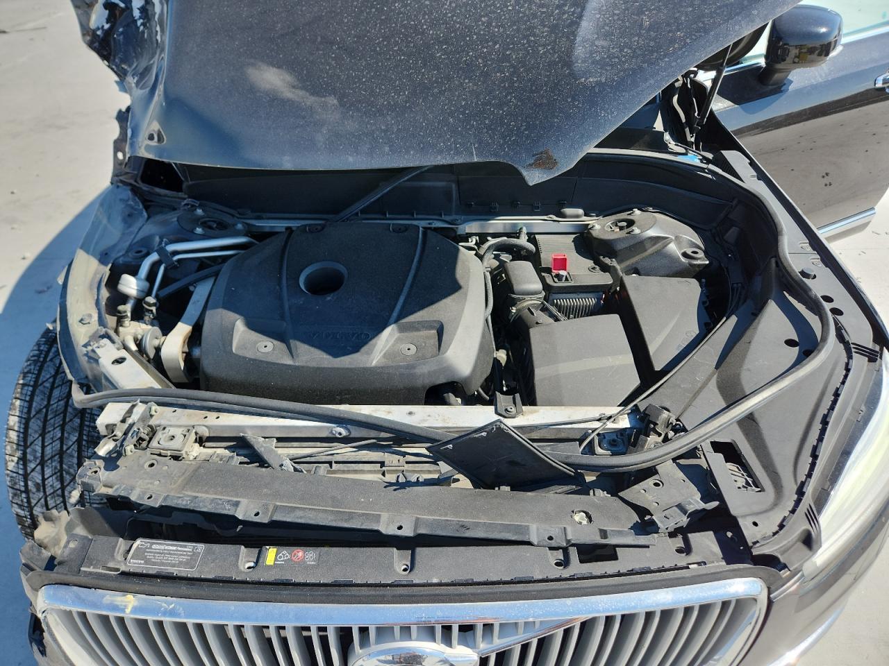 2016 VOLVO XC90