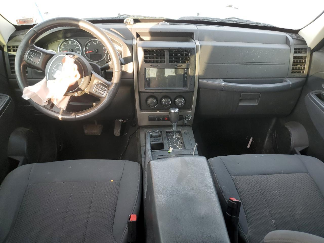 2012 JEEP Liberty