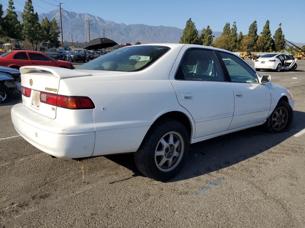 1998 TOYOTA CAMRY