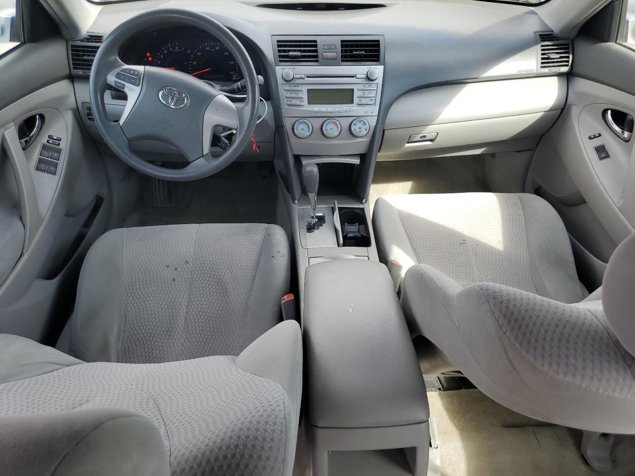 2011 TOYOTA CAMRY