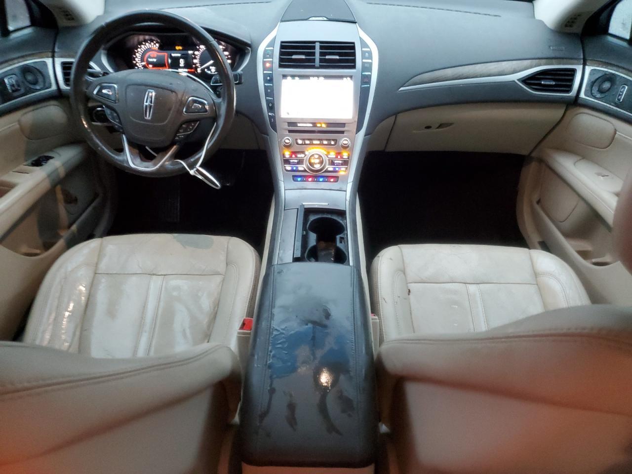 2017 LINCOLN MKZ