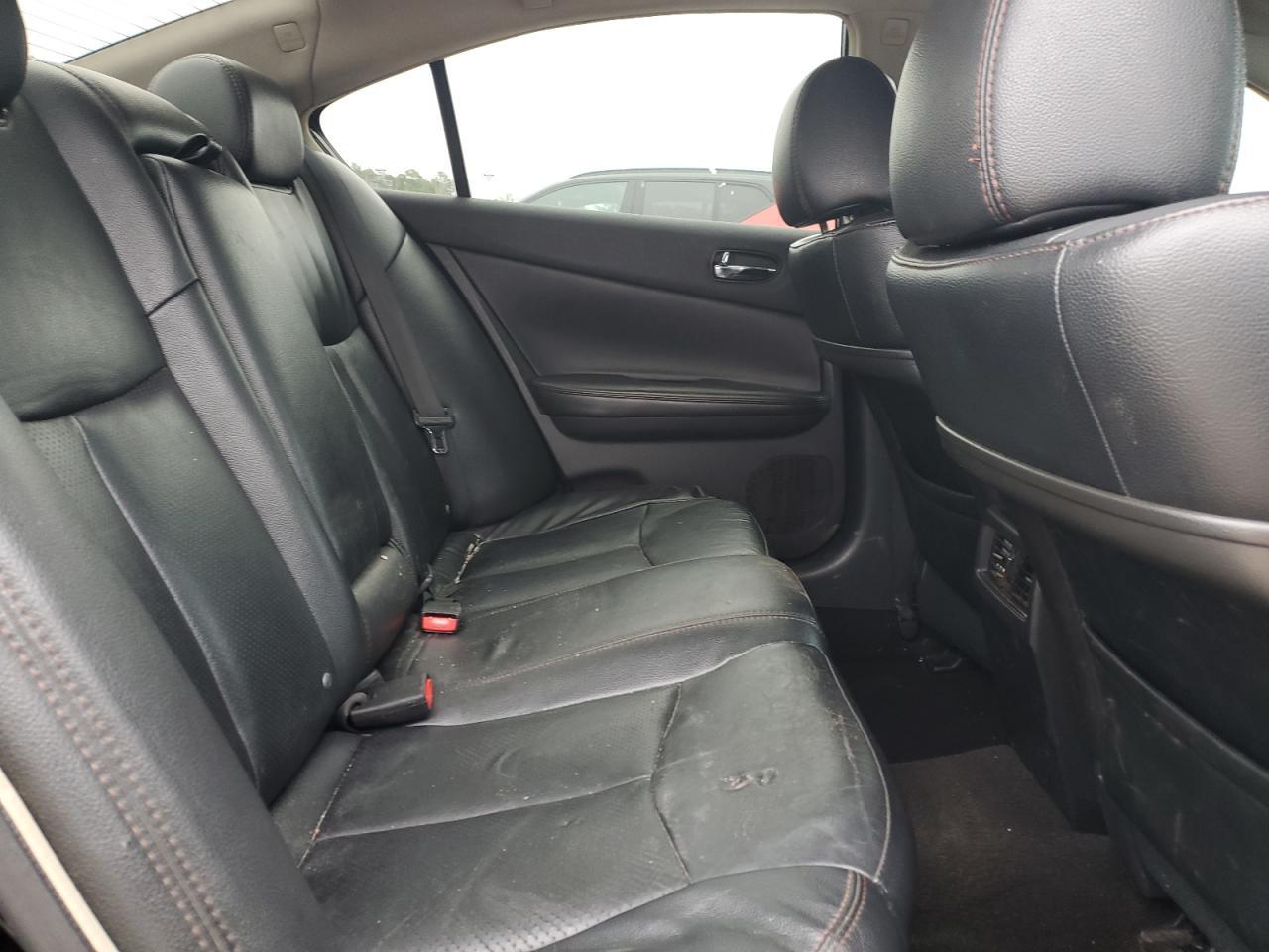 2012 NISSAN Maxima
