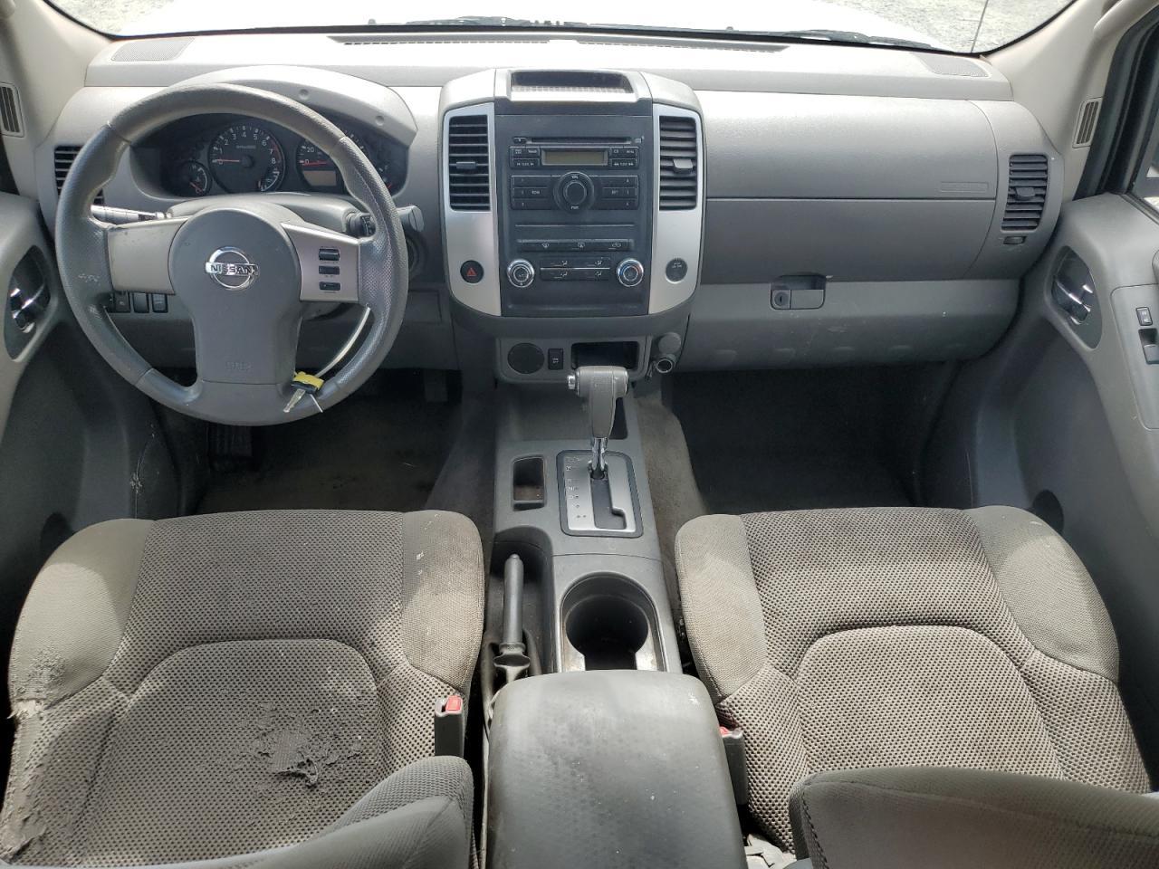 2011 NISSAN Frontier