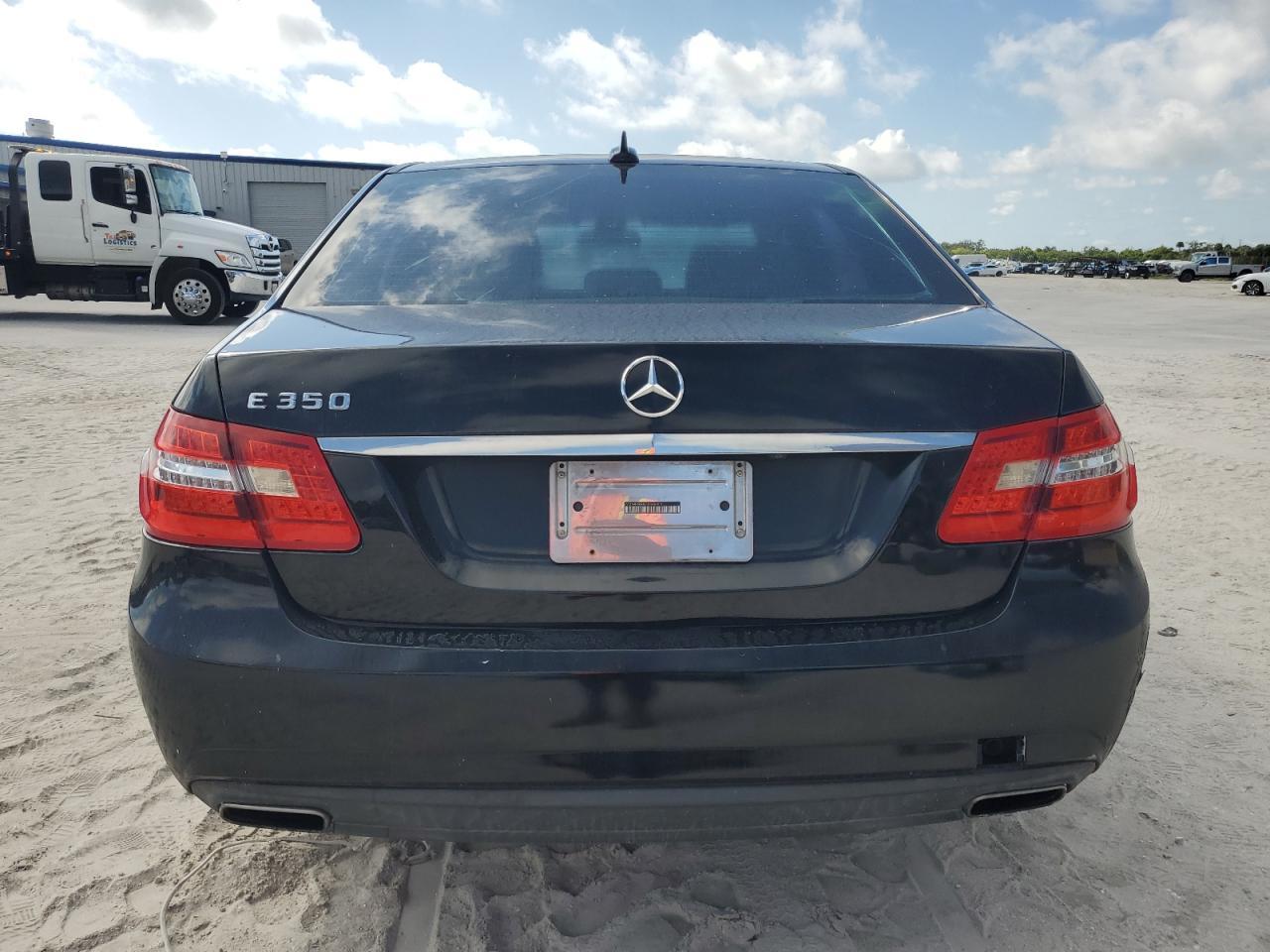 2012 MERCEDES-BENZ E-Class