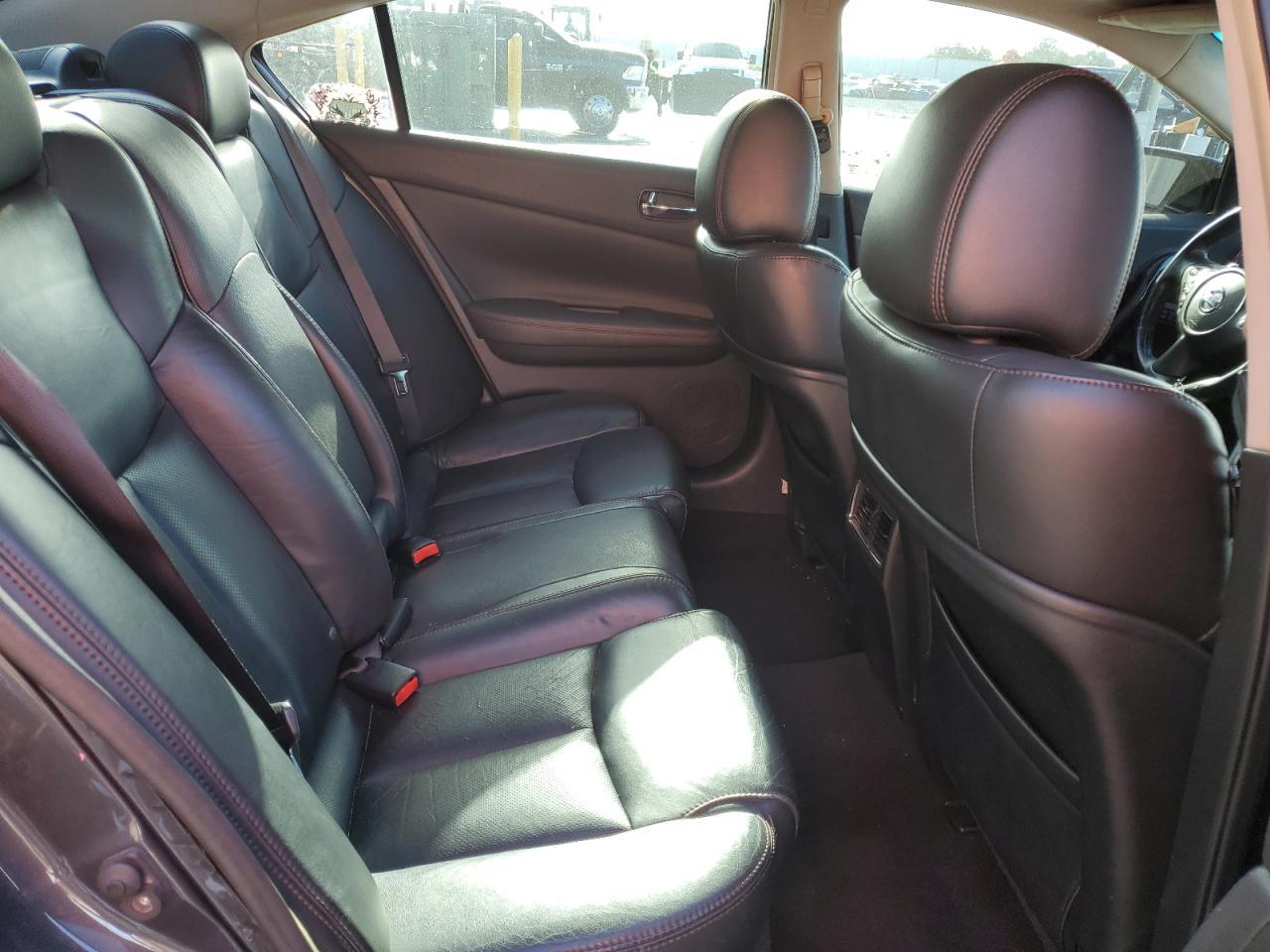 2010 NISSAN Maxima