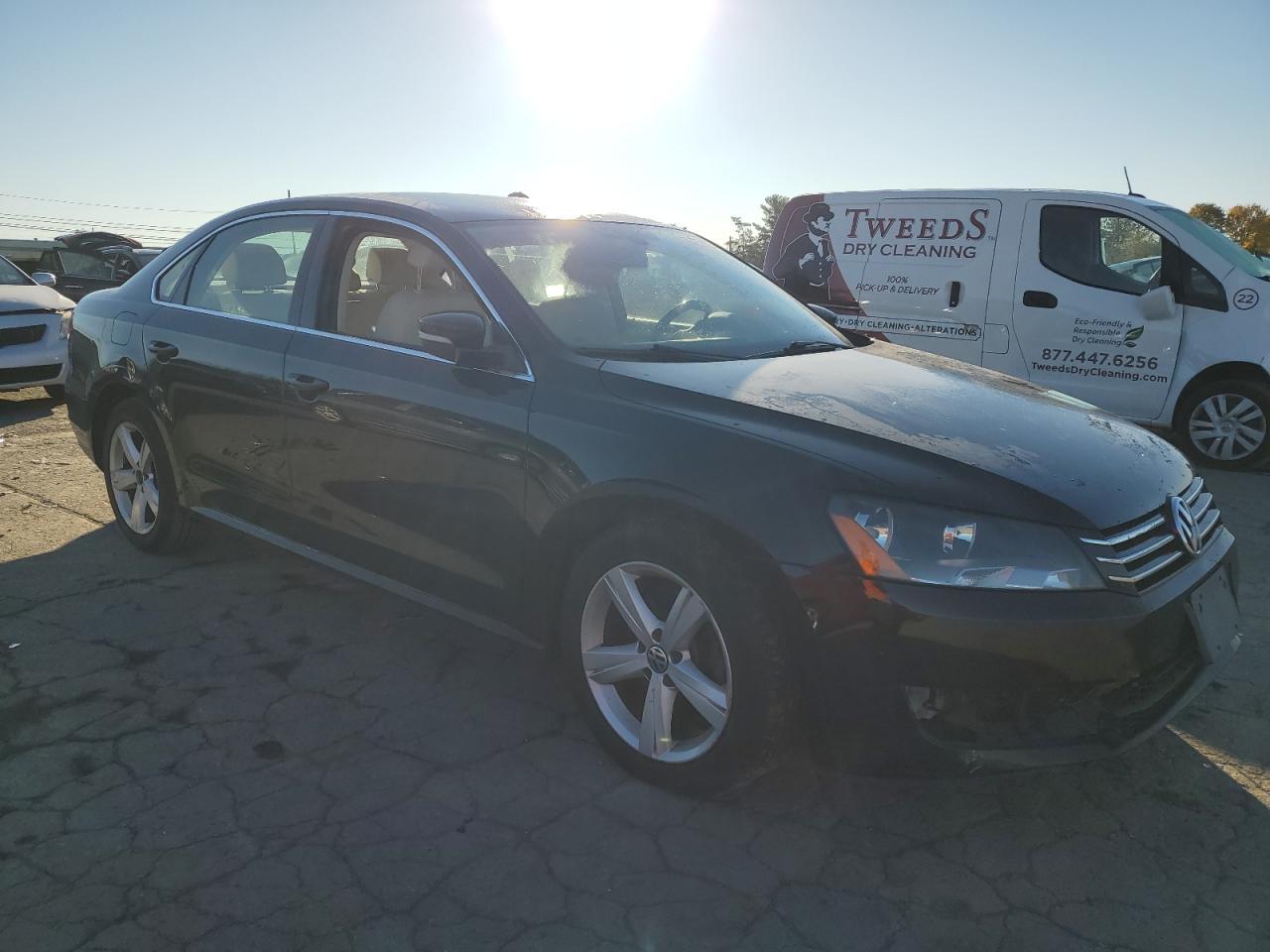 2012 VOLKSWAGEN Passat
