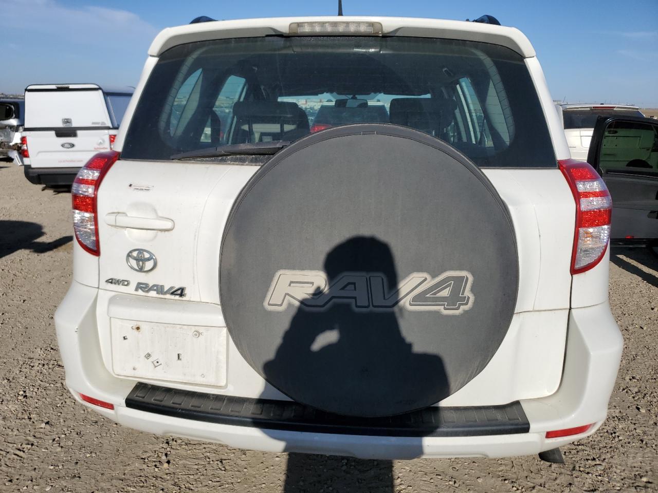 2011 TOYOTA RAV4