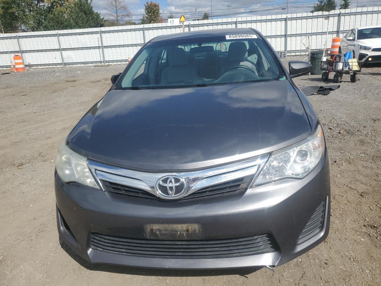 2014 TOYOTA CAMRY