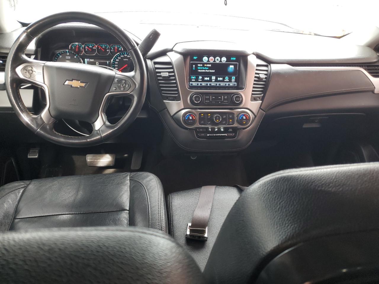 2016 CHEVROLET Suburban