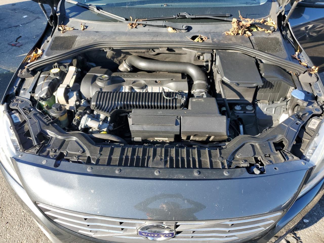 2014 VOLVO S60
