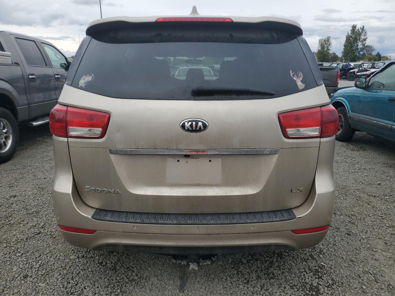 2016 KIA SEDONA