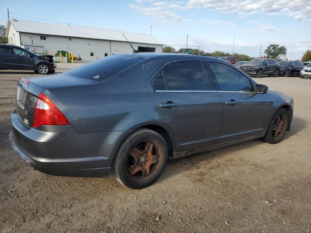 2011 FORD FUSION