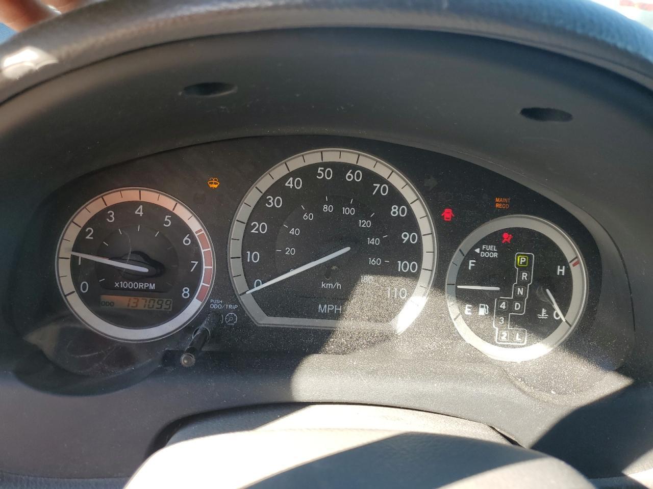 2004 TOYOTA SIENNA