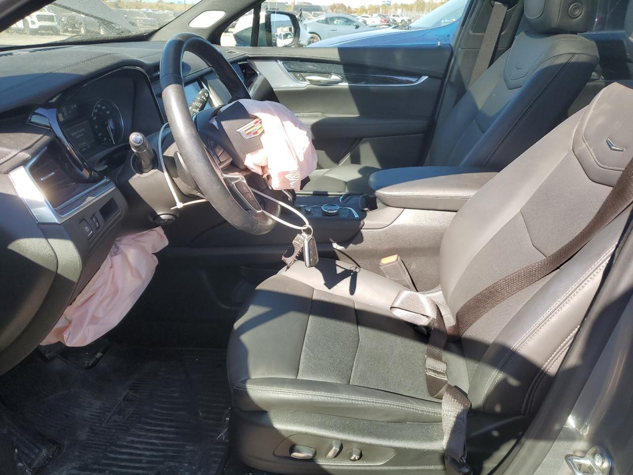 2024 CADILLAC XT5
