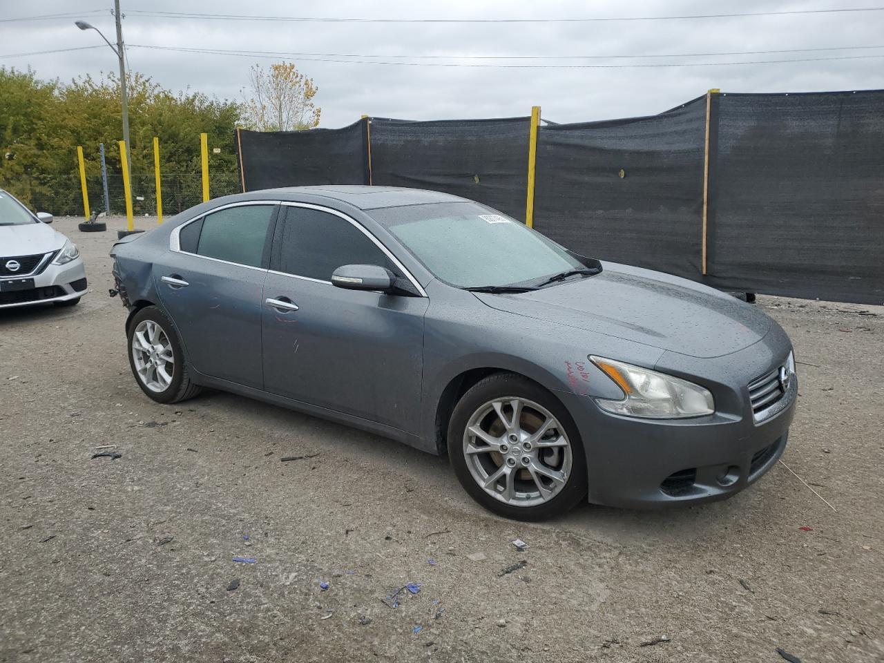 2014 NISSAN Maxima