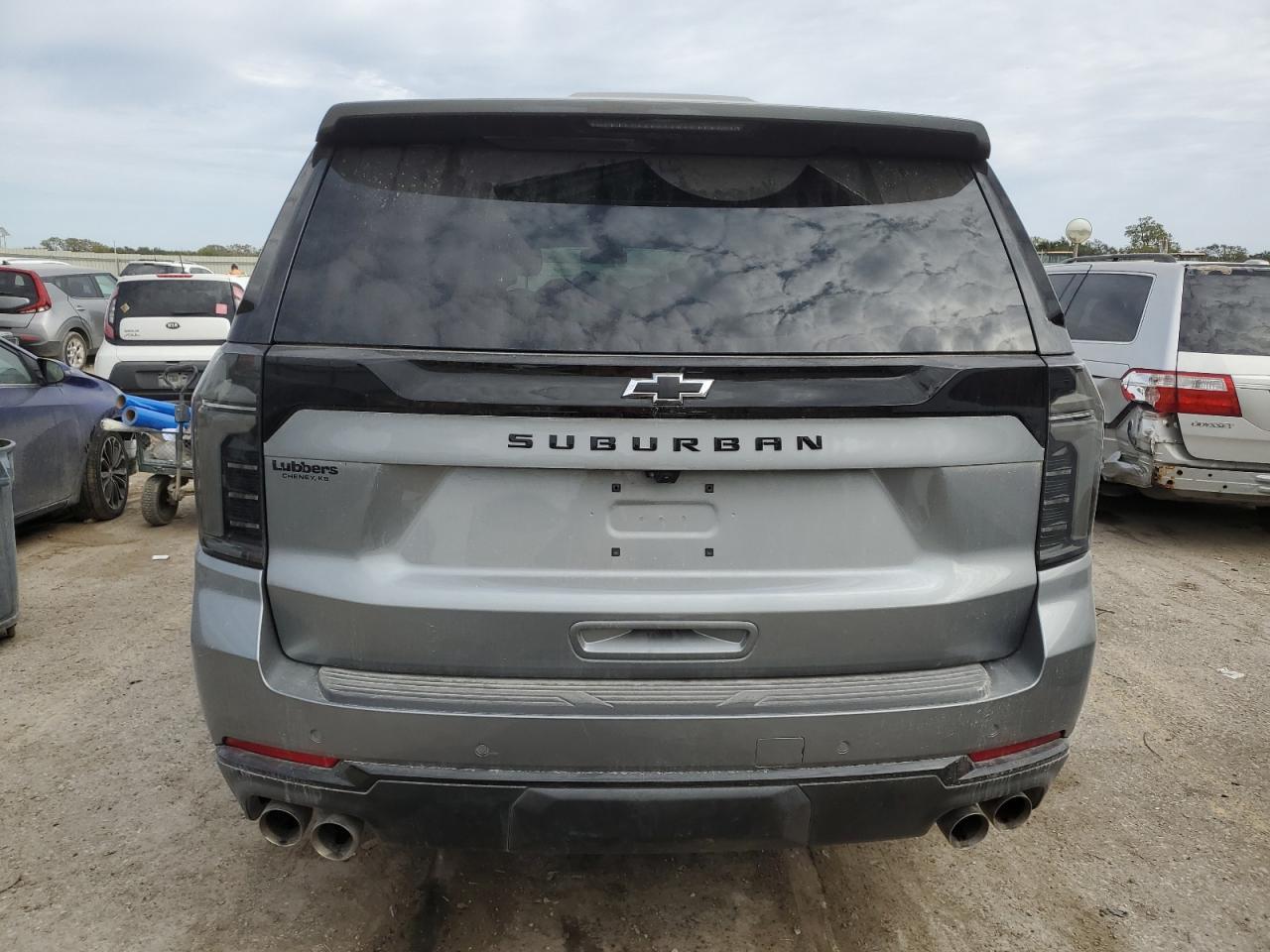 2025 CHEVROLET Suburban