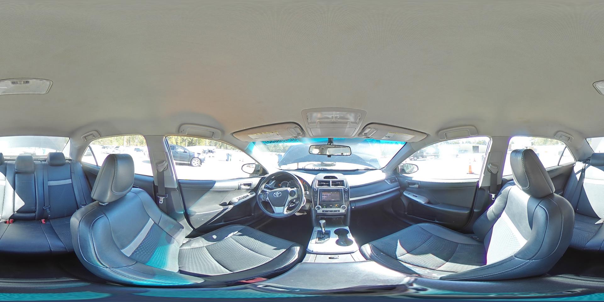 2014 TOYOTA CAMRY