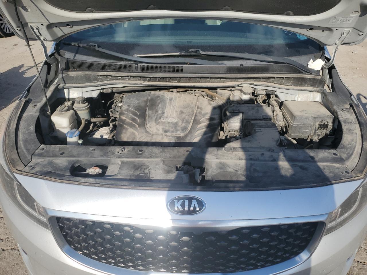 2016 KIA SEDONA