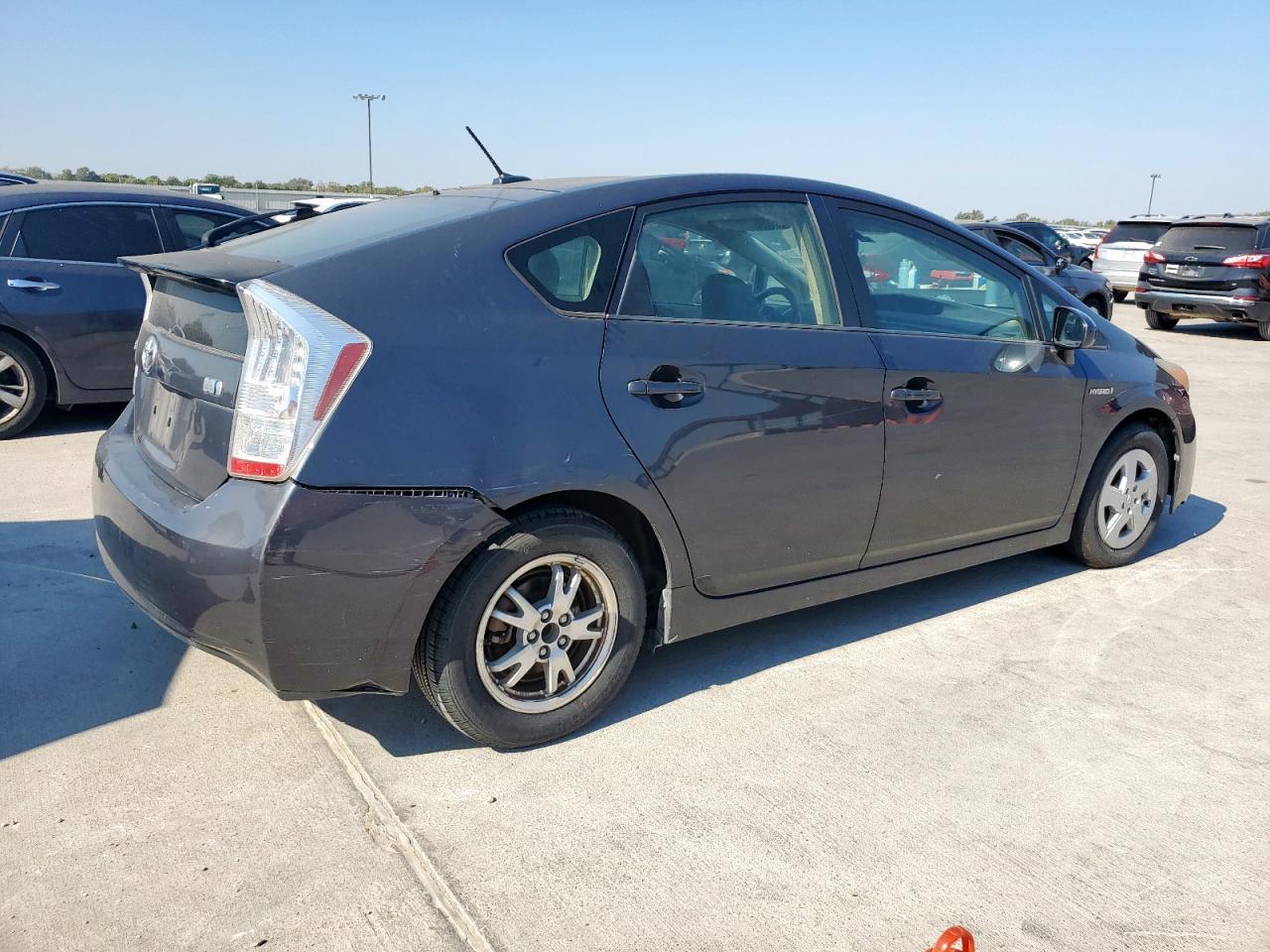 2011 TOYOTA PRIUS
