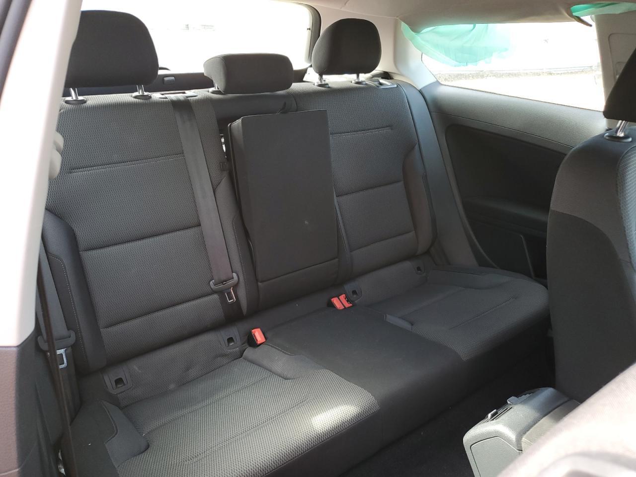 2016 VOLKSWAGEN GOLF
