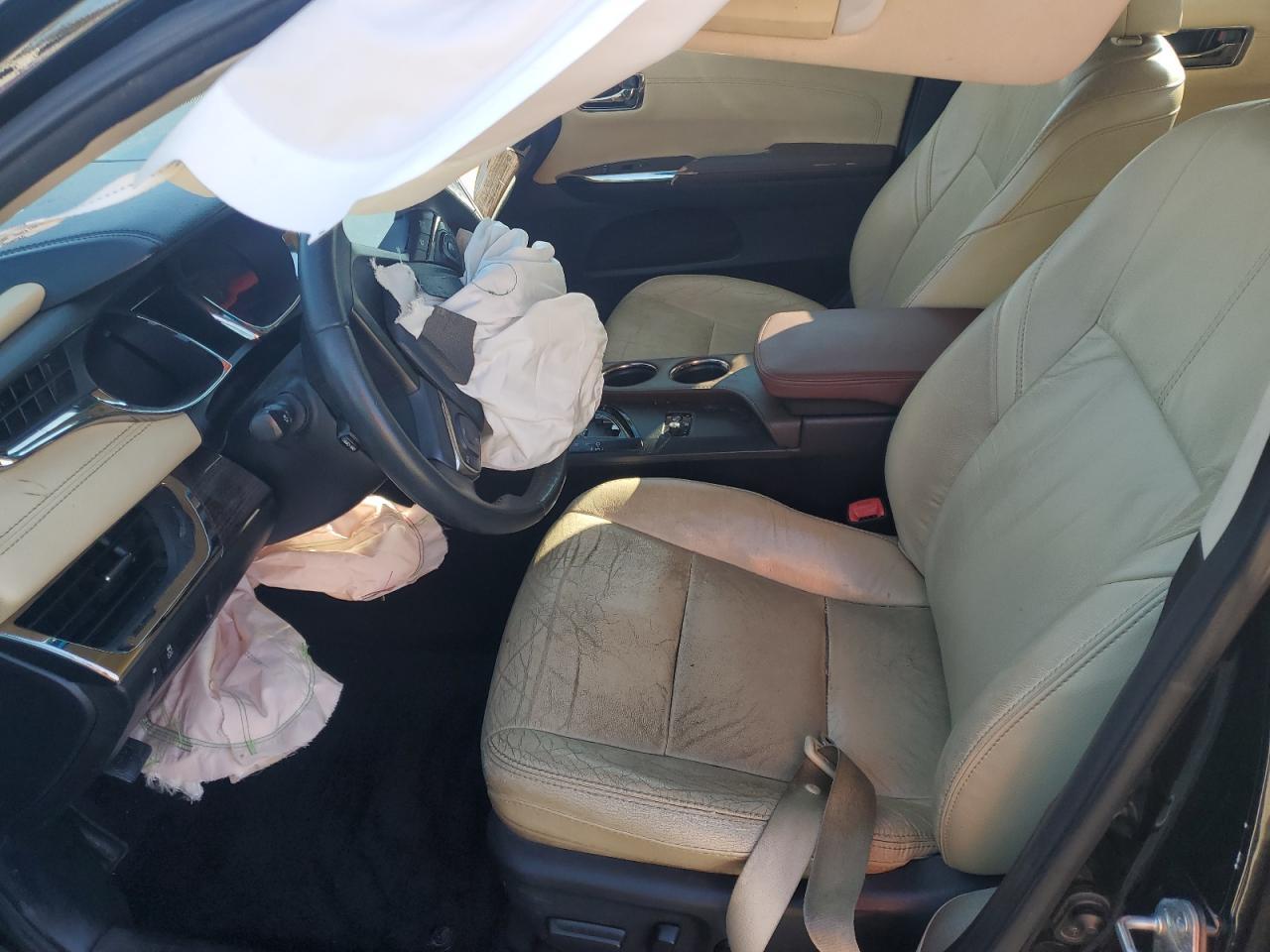 2013 TOYOTA Avalon