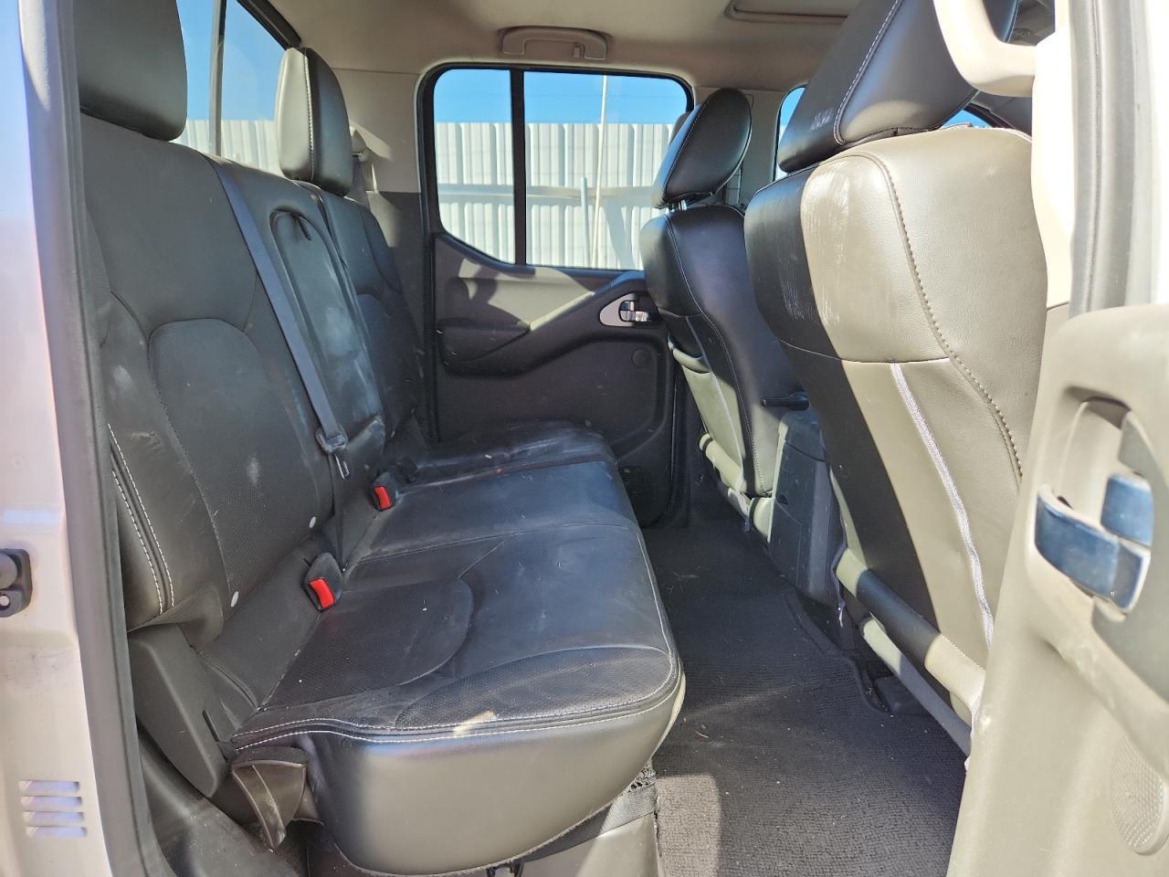 2017 NISSAN Frontier