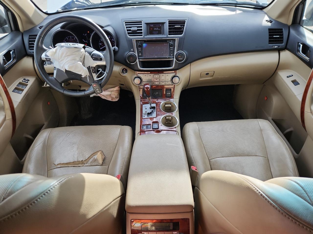 2013 TOYOTA HIGHLANDER