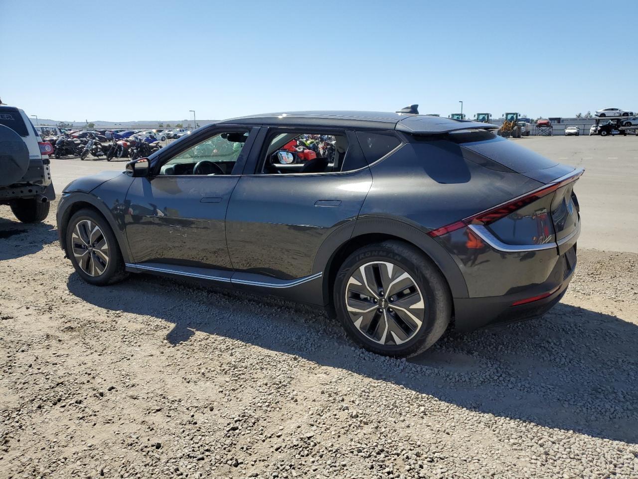 2022 KIA EV6