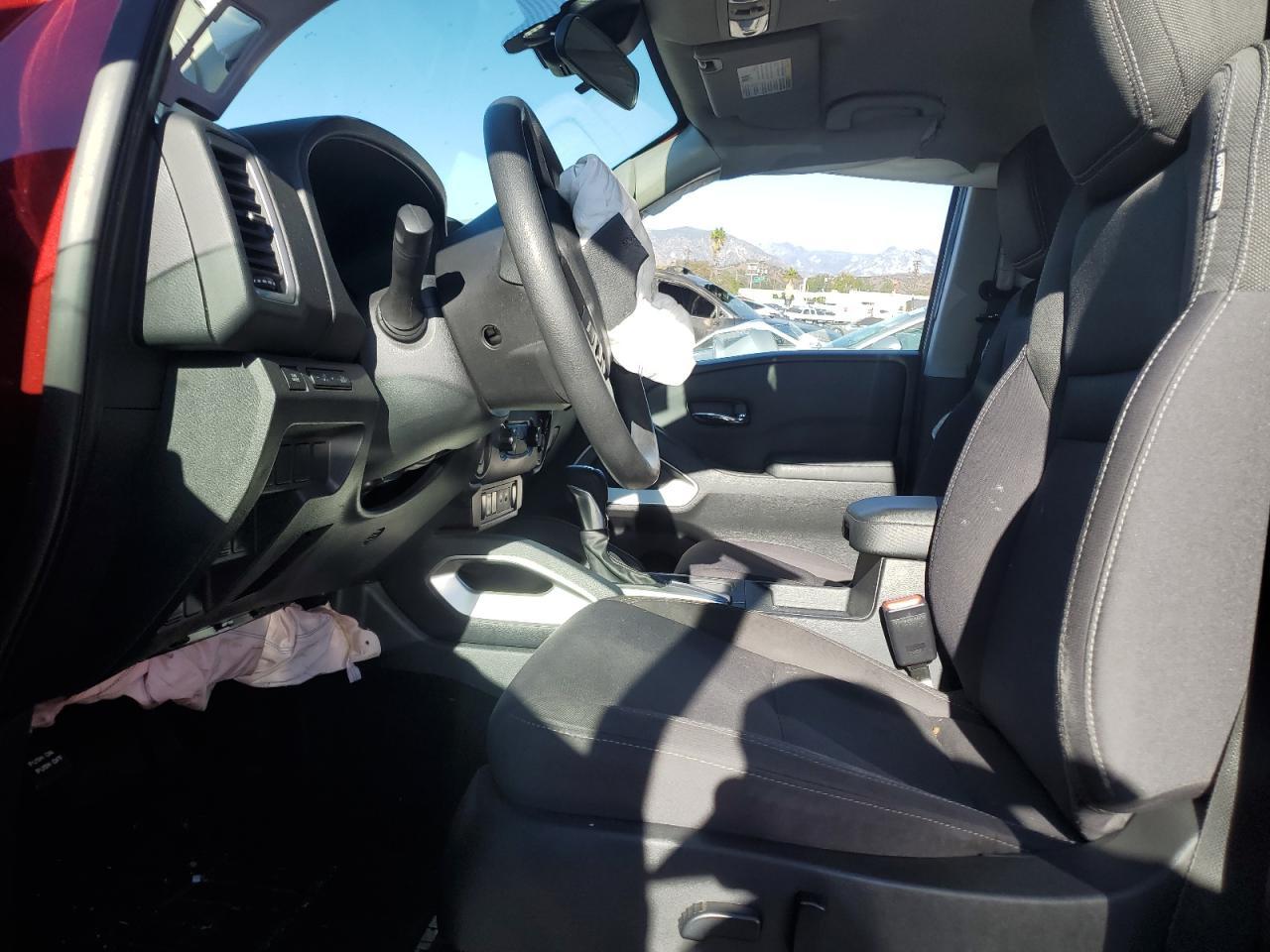 2022 NISSAN Frontier