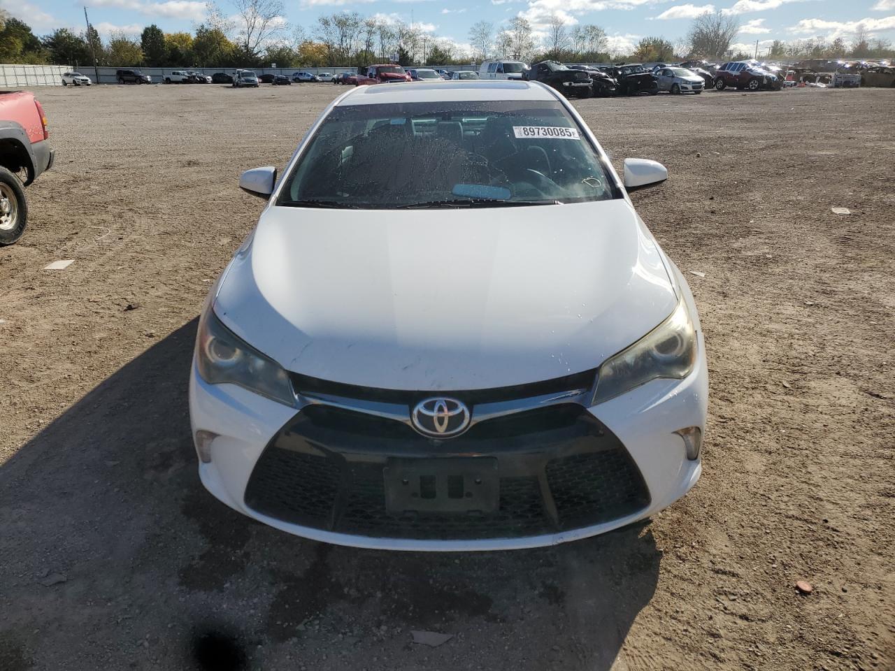 2016 TOYOTA CAMRY