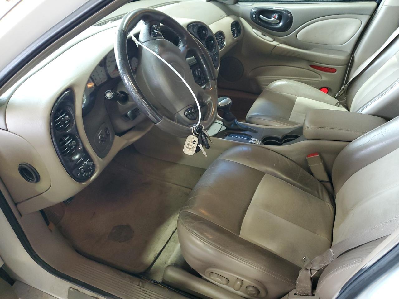 2005 PONTIAC Bonneville