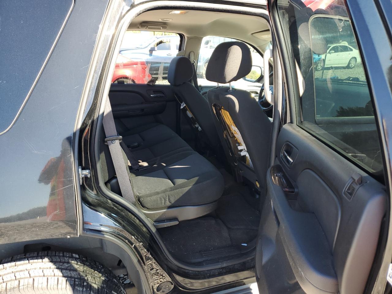 2011 CHEVROLET Tahoe