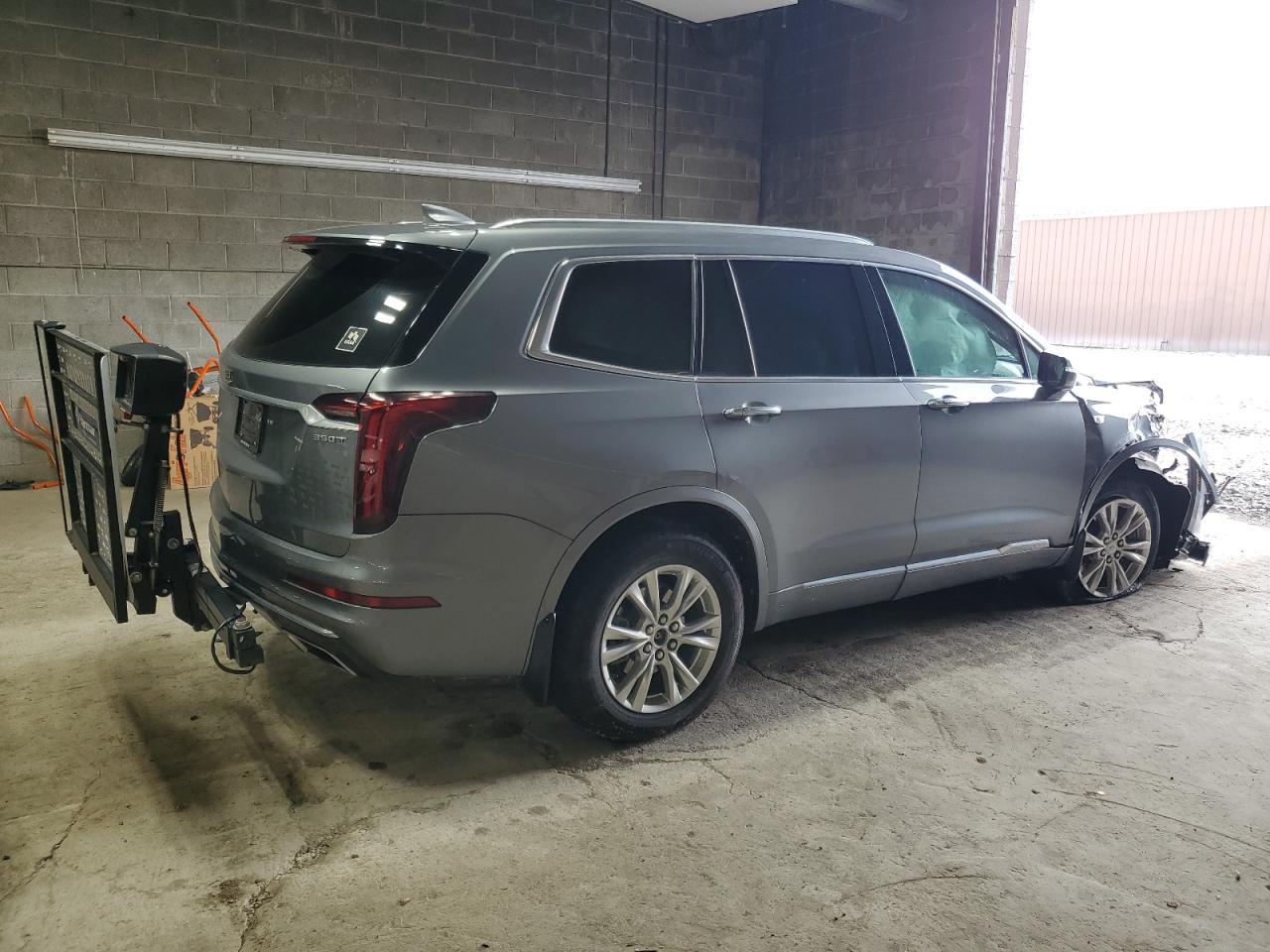 2022 CADILLAC XT6