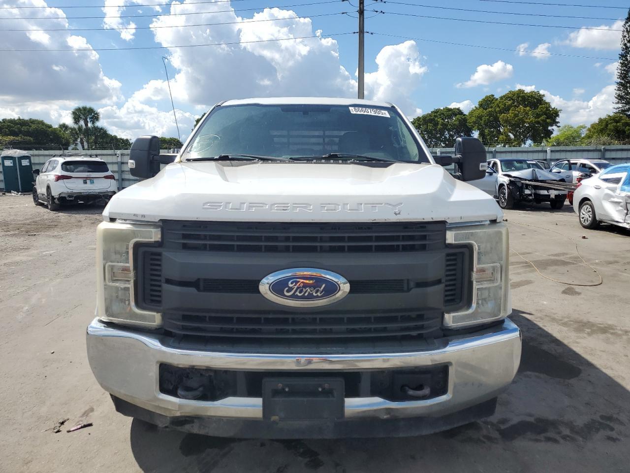 2017 FORD F-350