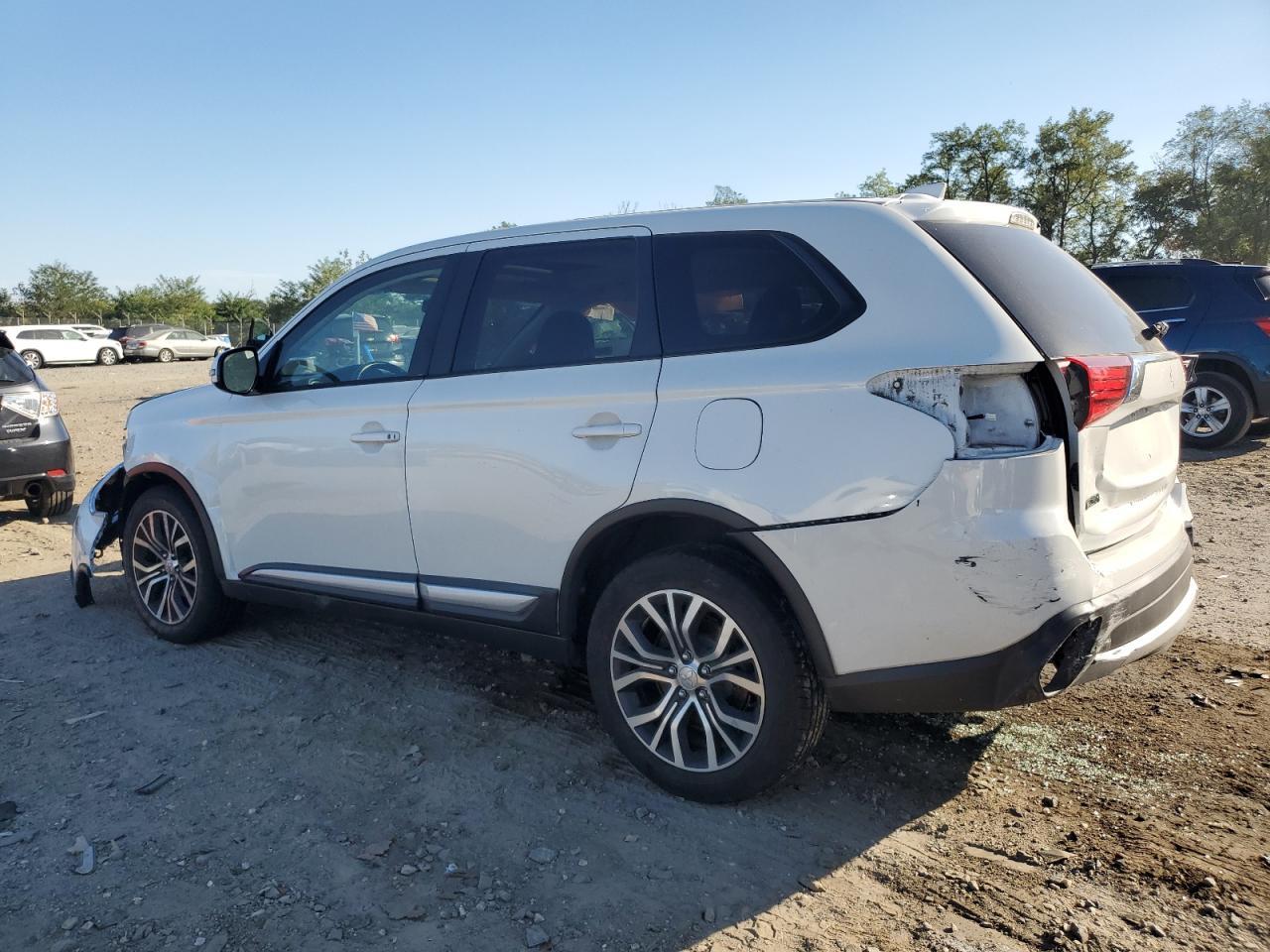 2018 MITSUBISHI outlander