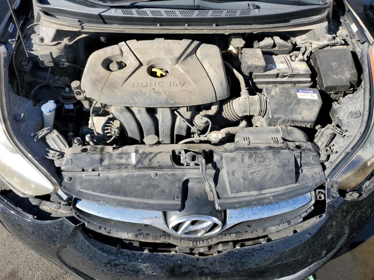 2012 HYUNDAI ELANTRA
