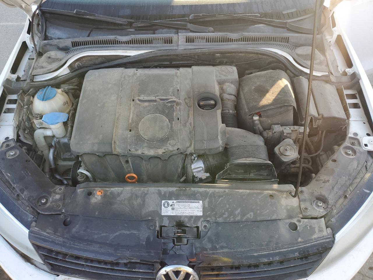 2012 VOLKSWAGEN JETTA